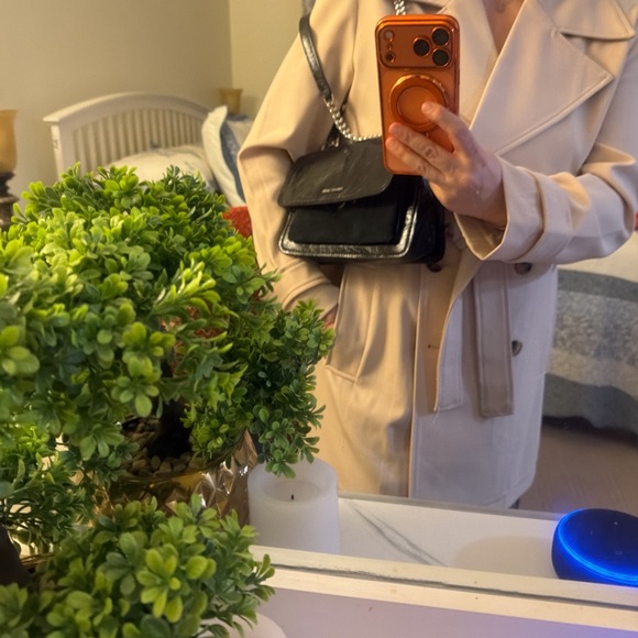 Michael Kors Black Leather Women's Bag - Picture 9 of 11